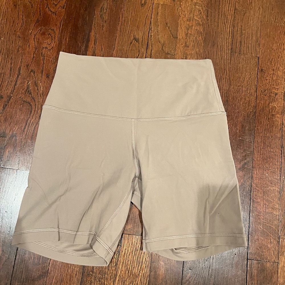 Lululemon align short 6”